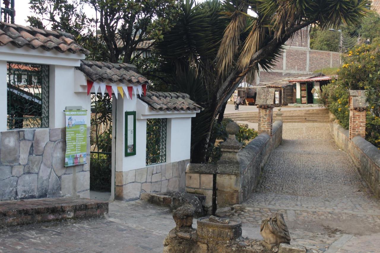 מונגי Hotel Calicanto Real Cafe Museo מראה חיצוני תמונה